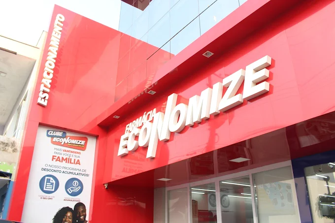 Fachada da Farmácia Economize